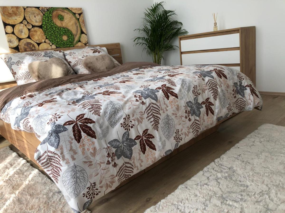 Tatra Billetee Apartman S Luxusnym Vyhladom Na Vysoketatry A Sukromnym Wellness 포프라트 외부 사진